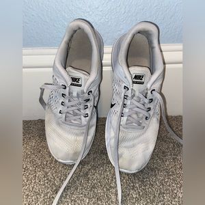 Grey size 7.5 nike sneakers
